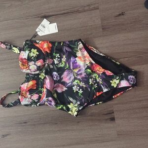 Express body contour swim